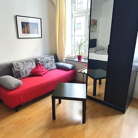 Msq Diana Vienna - 10 Min From City Center - Free Coffee And Tea - High Speed Internet Buitenkant foto