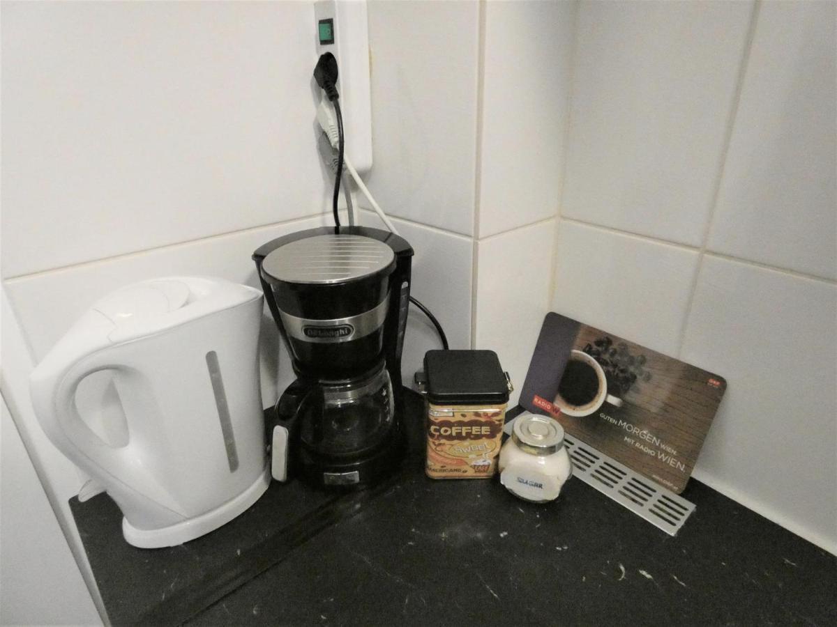 Msq Diana Vienna - 10 Min From City Center - Free Coffee And Tea - High Speed Internet Buitenkant foto