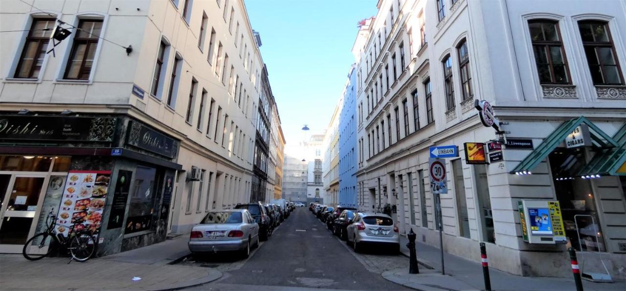 Msq Diana Vienna - 10 Min From City Center - Free Coffee And Tea - High Speed Internet Buitenkant foto